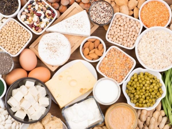 Dieta dla sportowców: Bogate w białko, łatwe do przygotowania posiłki